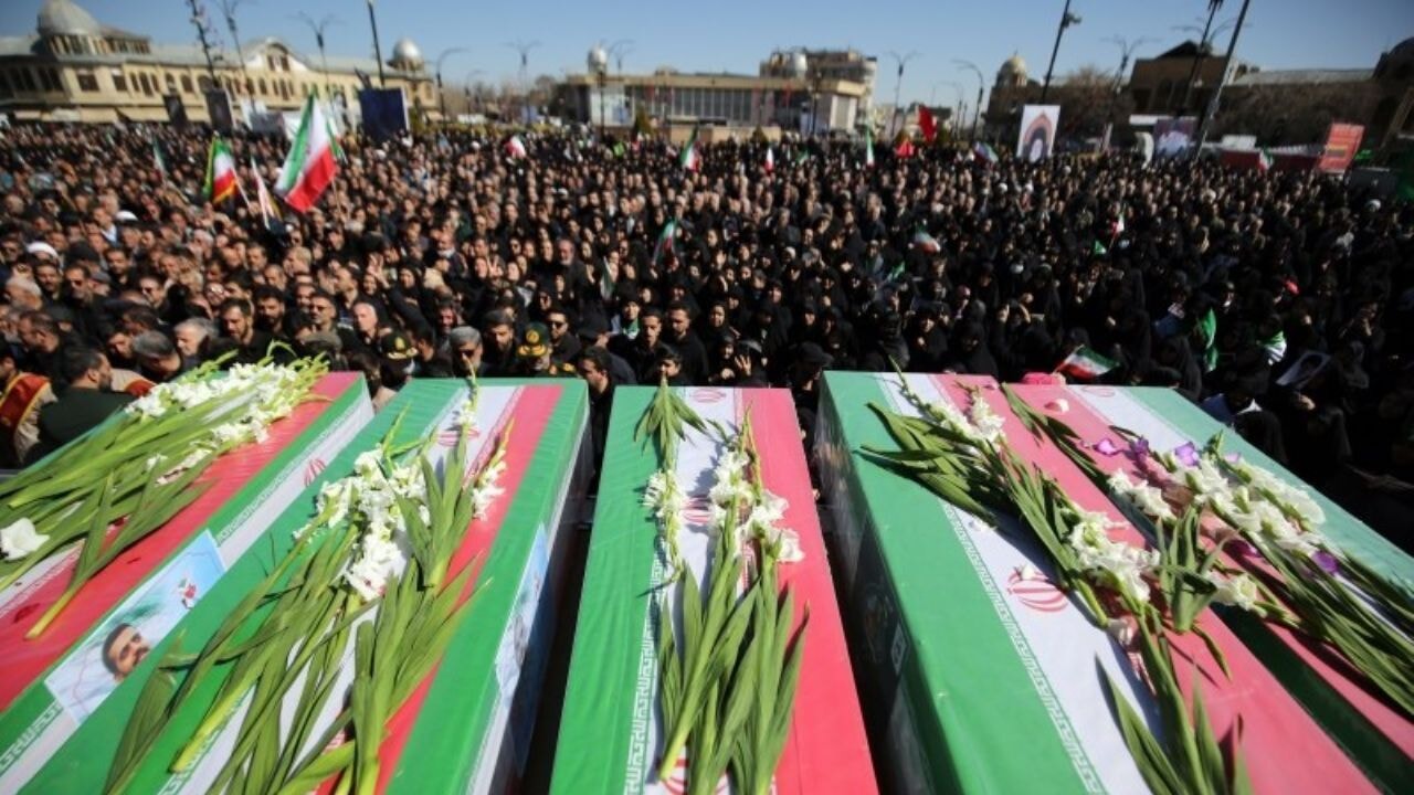 Tahran'da Laricani, Süleymani ve 104 asker için cenaze töreni