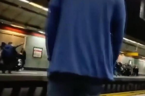 Tahran metrosunda yakalandı! Mossad'a çalıştığı iddiasıyla gözaltına alındı
