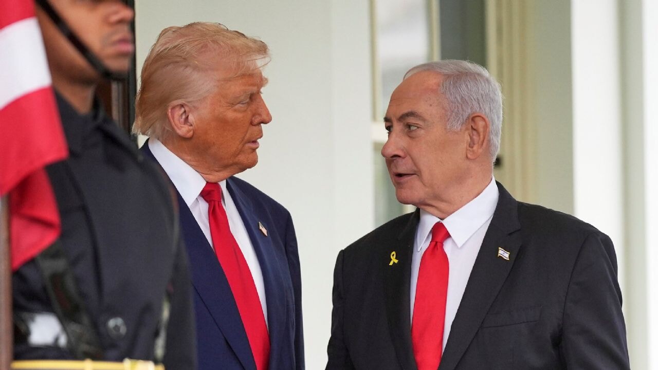 Trump'tan Netanyahu'ya küfürlü uyarı: 'Seni mahvederim'