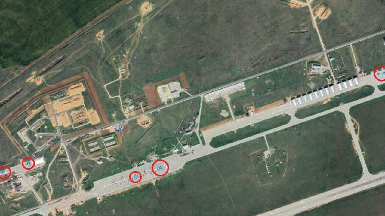 Ukrayna: Rusya'nın askeri havaalanındaki uçakları vuruldu