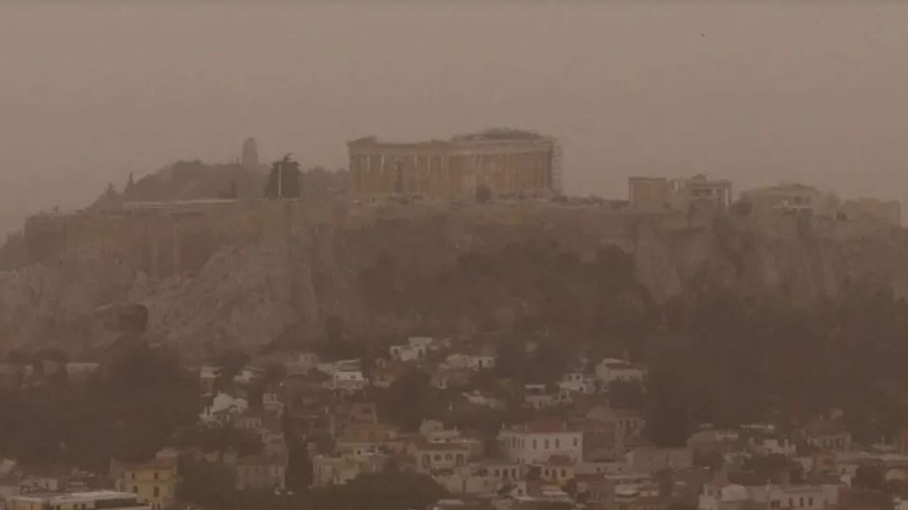 Yunanistan, Büyük Sahra tozunun etkisi altında
