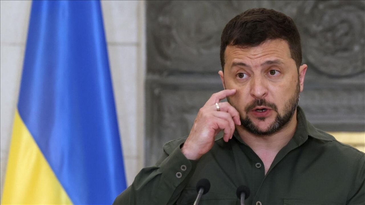 Zelenskiy: 'Putin'le görüşmeye hazırım'