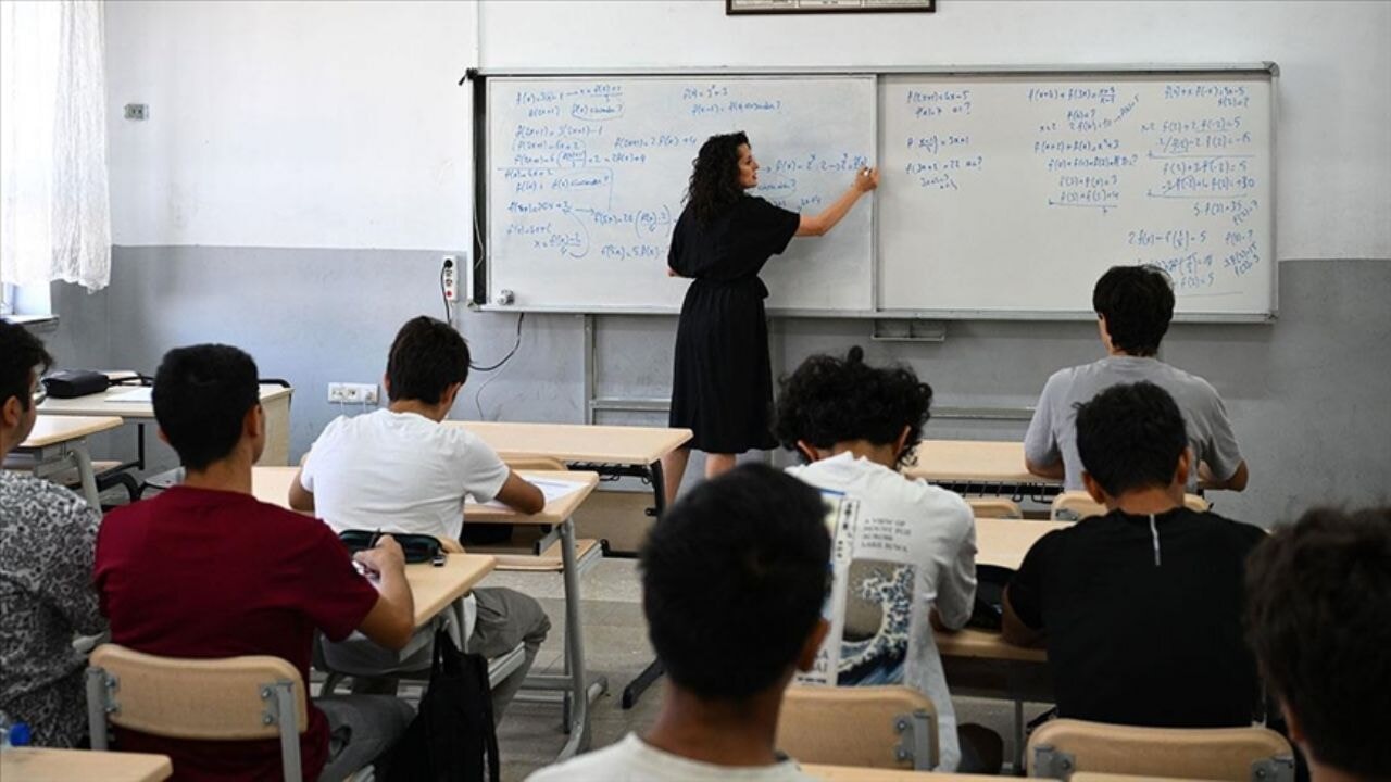 '4+4+4' zorunlu eğitim sistemi bıktırdı!.. Araştırma sonuçları açıklandı