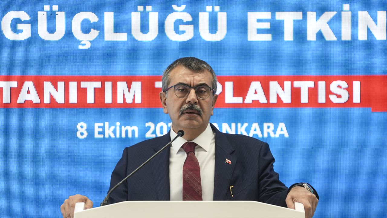 Bakan Tekin'den LGBT çıkışı: 'Dünyanın hiçbir tarafında görülmüş bir olay değil'