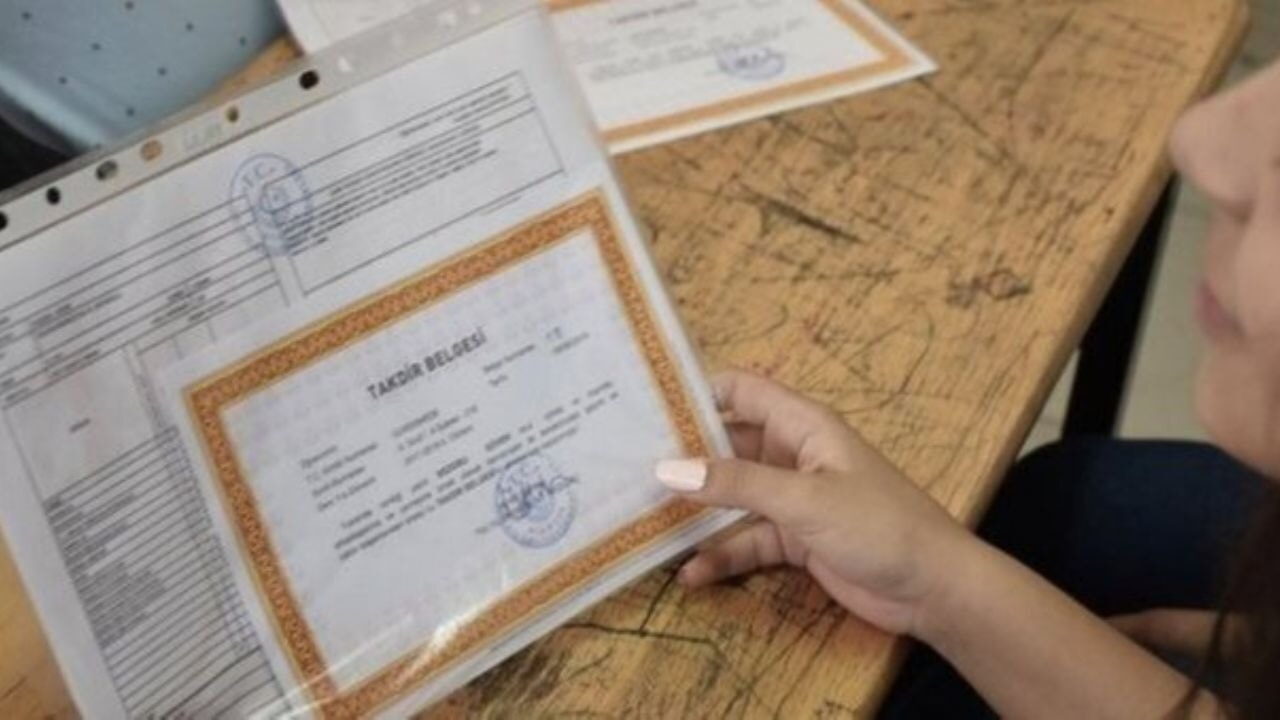 Takdir ve teşekkür kaç puanla alınır? MEB 2025 kriterlerini güncelledi!