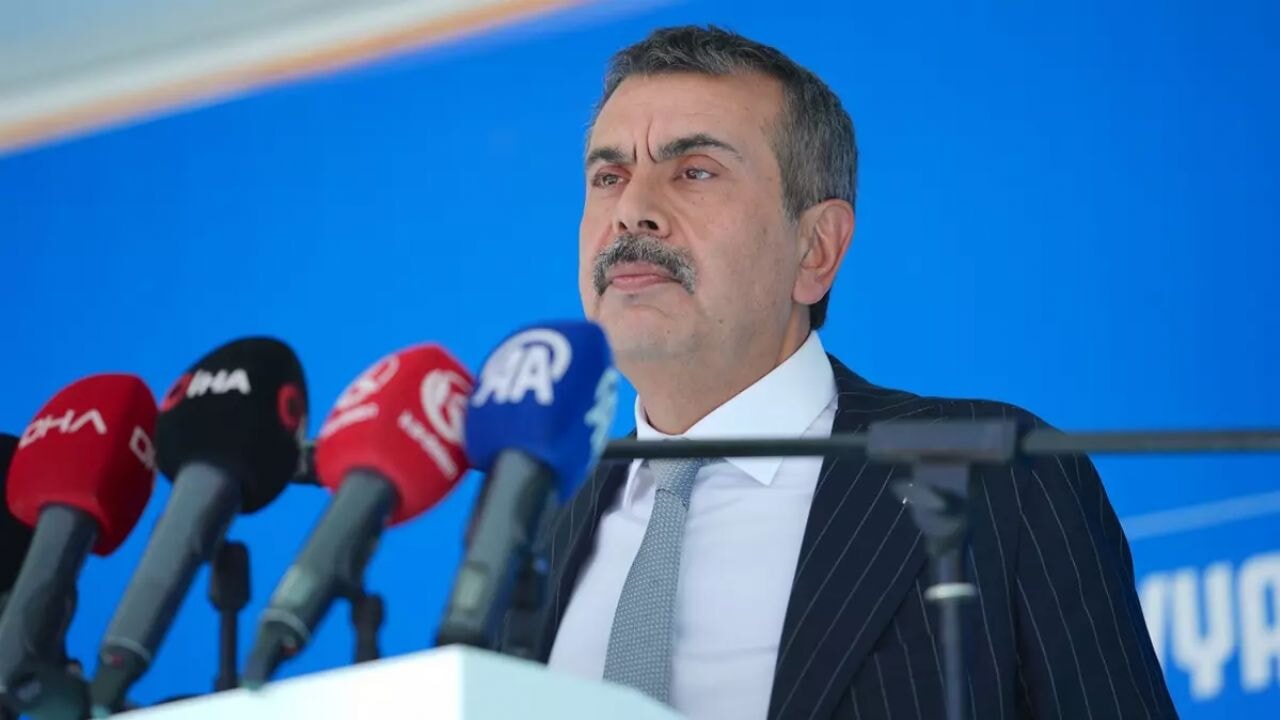 Yusuf Tekin: Eğitimde başarı için tüm kesimler üzerine düşeni yapmal