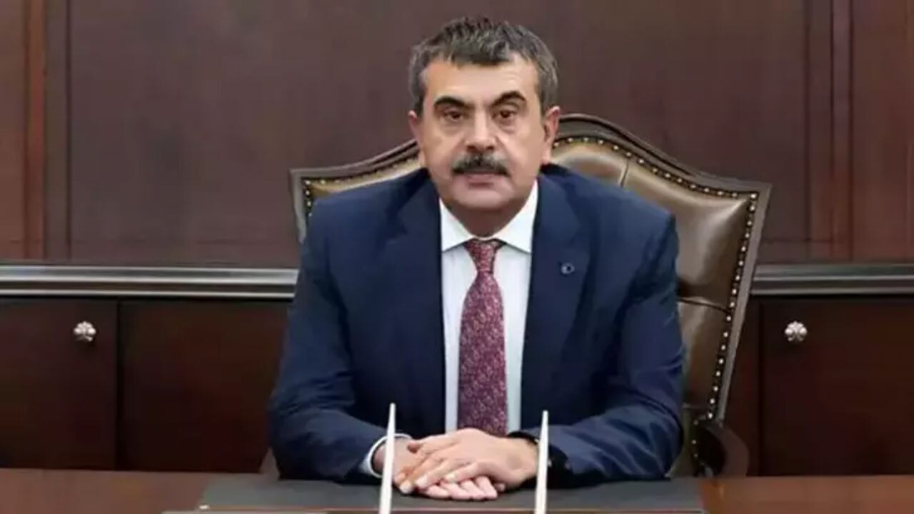 Zorunlu eğitim kalkacak mı? Kürtçe eğitim olacakmı? Bakan Tekin'den kesin açıklama