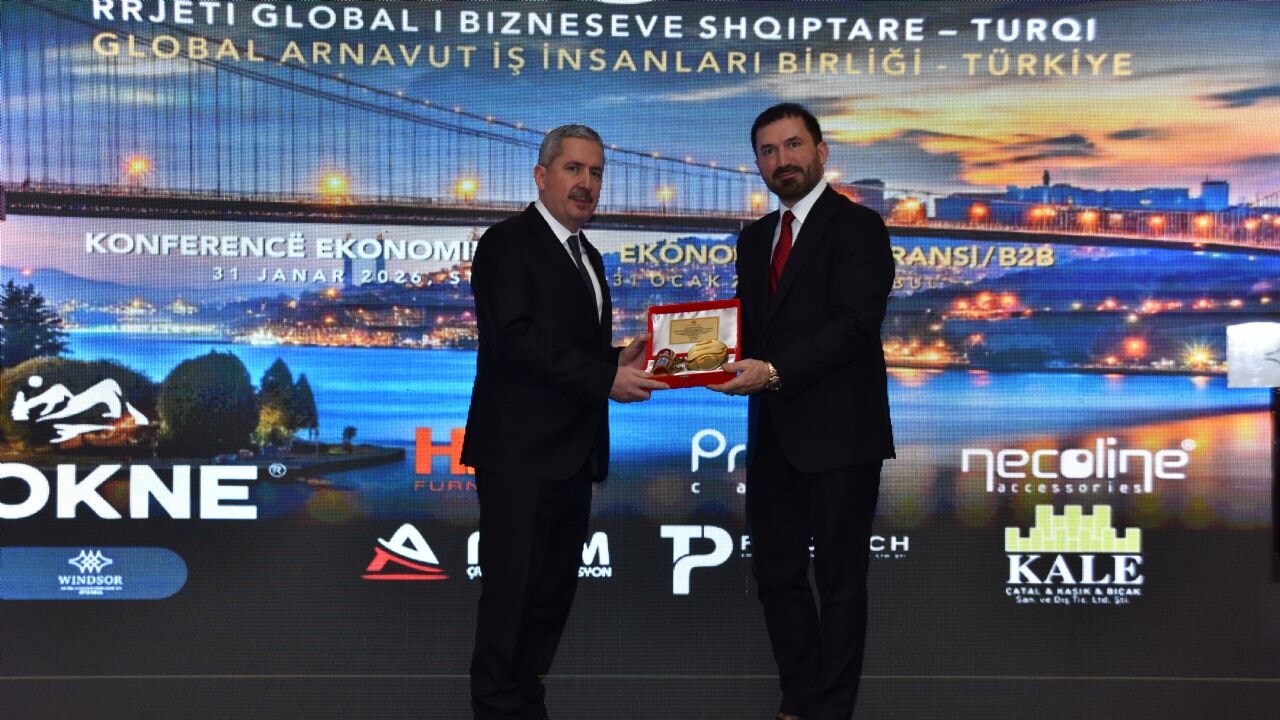 Arnavut iş insanlarından ekonomi zirvesi