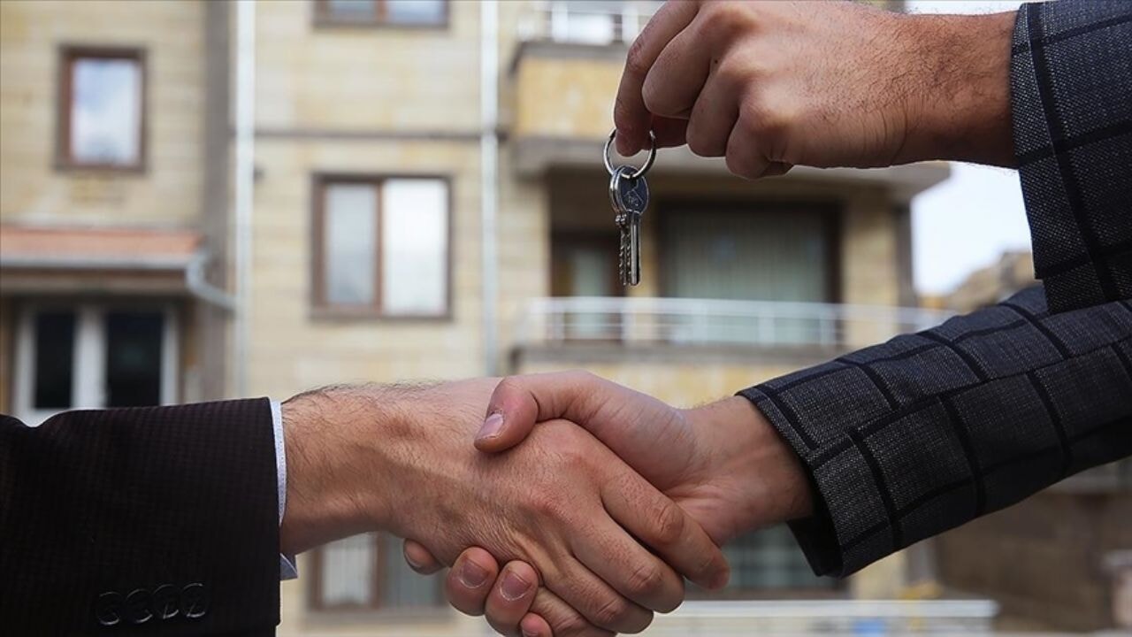 Bakan Kurum'dan konut teslimatı açıklaması