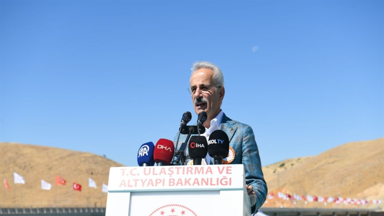 Bakan Uraloğlu: 519 milyon liralık dev bir tasarruf sağladık