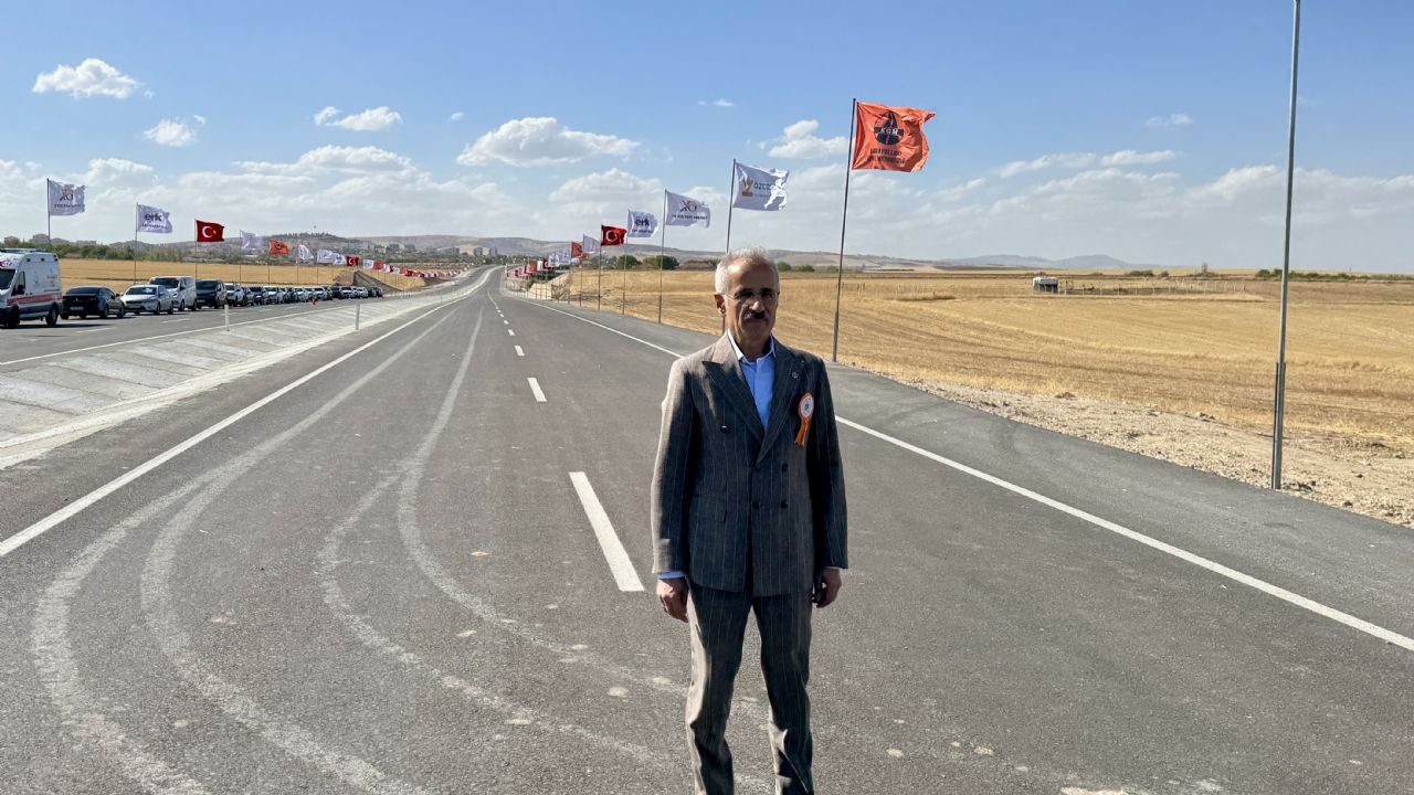 Bakan Uraloğlu'dan yeni otoyol açıklaması