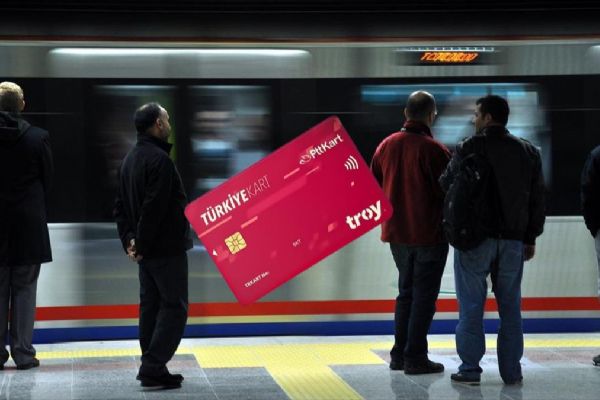 Bakan Uraloğlu müjdeyi verdi: Türkiye Kart ile İstanbul'da ulaşımda devrim