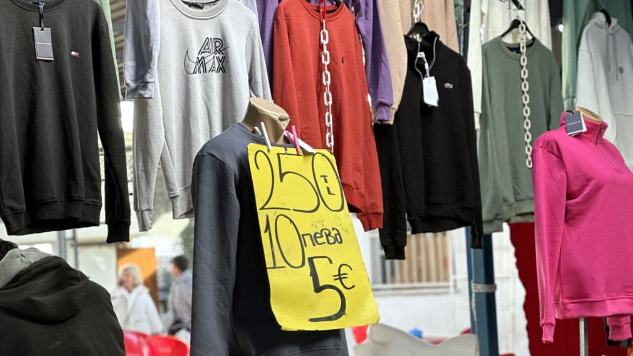 Bulgaristan avroya geçti, Edirne'deki tabelalar değişti