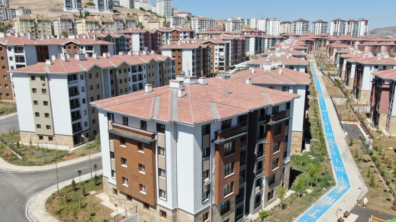 Deprem bölgesinde konut tutarının yüzde 65'ini devlet ödeyecek