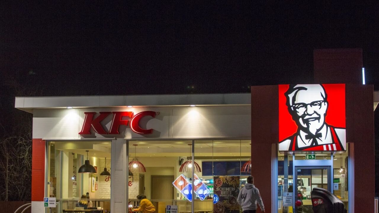 Fast food zinciri tarihe mi karışıyor?