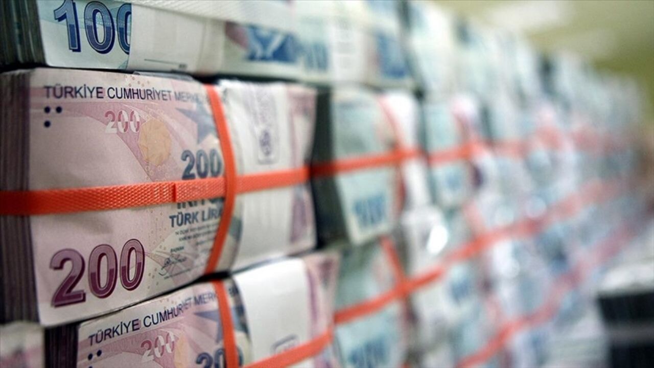 Hazine, 34,1 milyar lira borçlandı