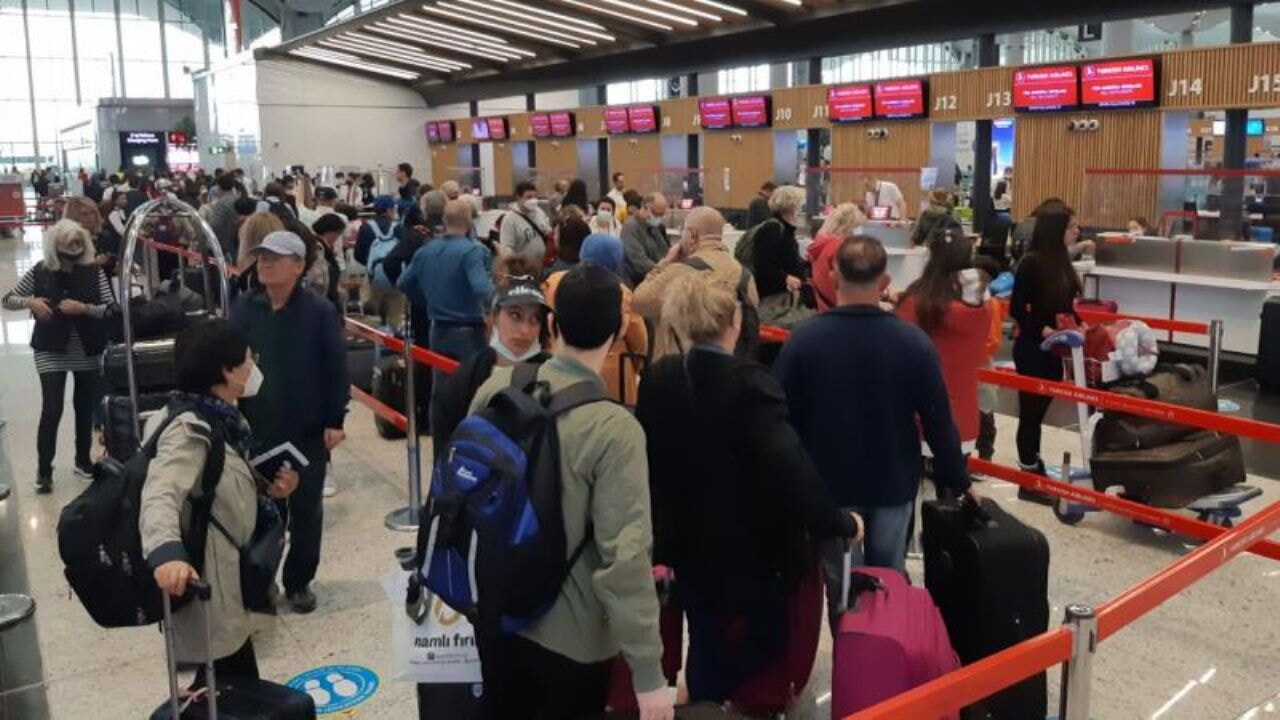 İstanbul Havalimanlarında yolcu sayısı arttı