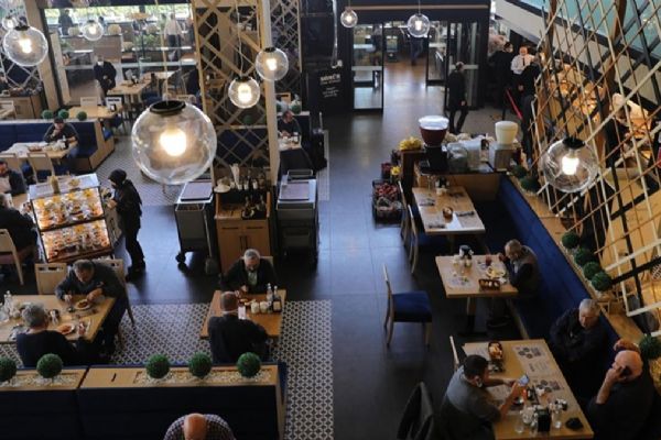 Restoran, kafelere yeni düzenleme! Servis ücreti yasaklanıyor
