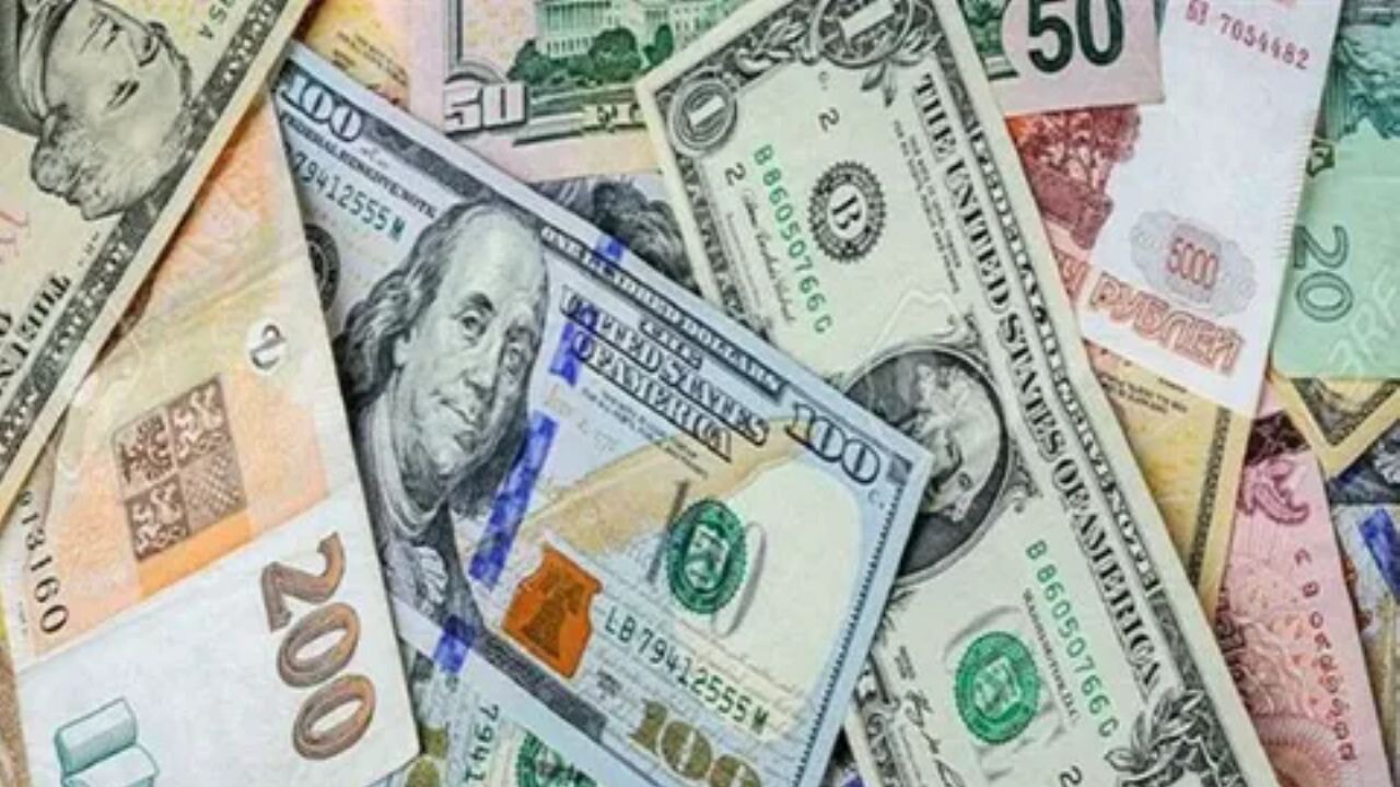 Serbest piyasada döviz yükseliyor