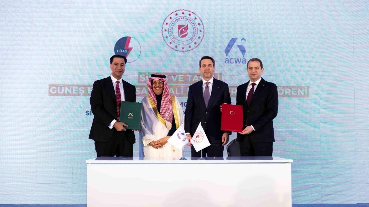 Suudi Arabistan ile 2 milyar dolarlık GES anlaşması