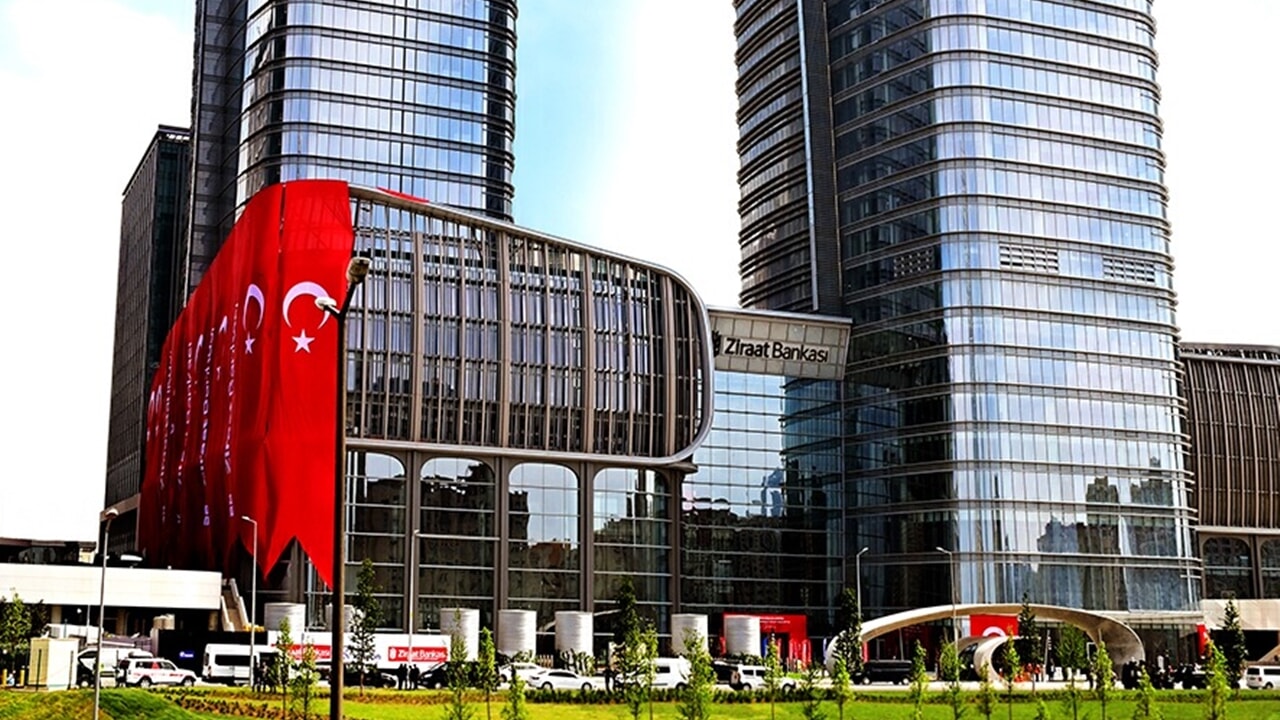 'Ziraat Bankası, Dış Ticaretin Finansmanı için Yurt Dışından Kaynak Sağladı'