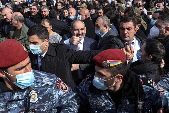 ANALYSIS – Dust does not settle after the coup attempt in Armenia