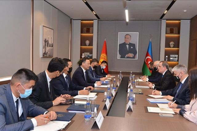 Top Azerbaijani, Kyrgyz diplomats discuss bilateral cooperation