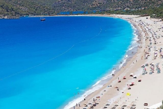 Turkey’s Antalya hosts over 1.5M tourists in first half of 2021