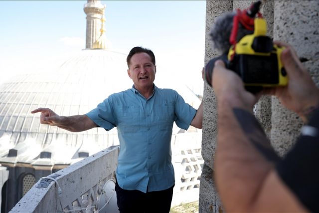 US travel show host praises Turkey’s effort to revitalize its Jewish culture