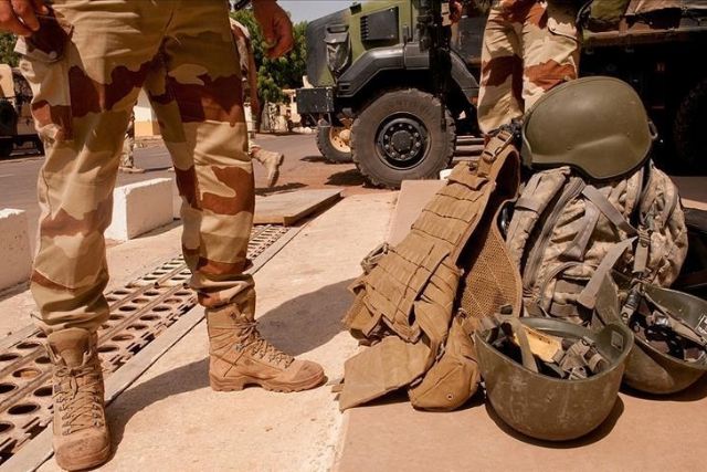 French army officer killed, 9 soldiers injured in mortar attack in Mali