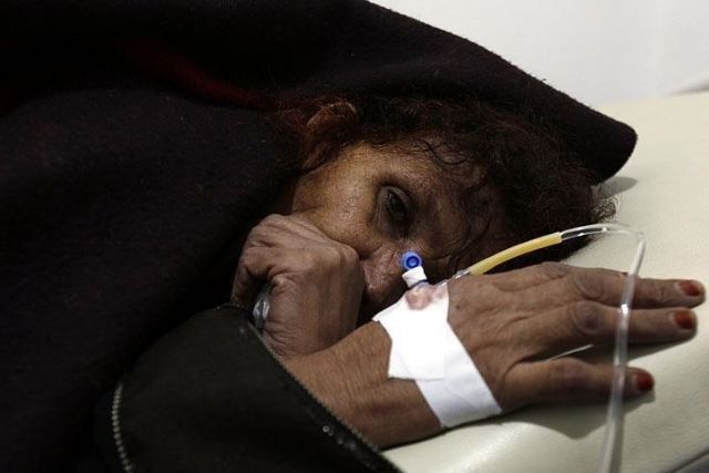 Cancer patients in Yemen battle their way out of disease