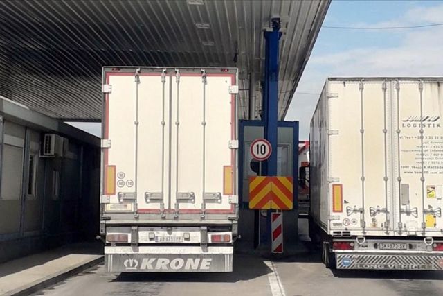 Serbia opens fast lane for goods at borders with N.Macedonia, Albania
