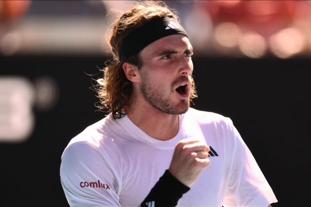 Tsitsipas advances to maiden Australian Open final in men's singles