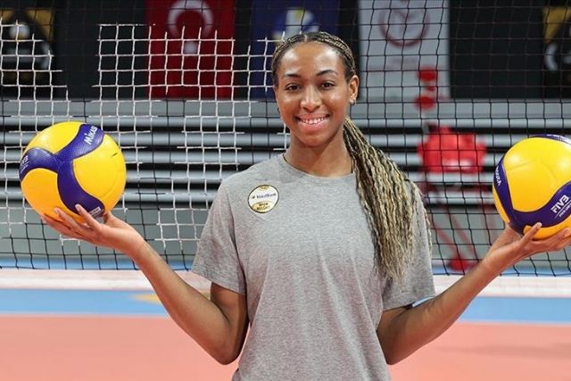 'Very special': VakifBank's US volleyball player Chiaka Ogbogu praises Türkiye