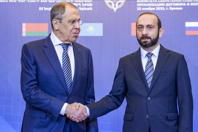 Russian, Armenian foreign ministers discuss efforts to normalize Baku-Yerevan ties