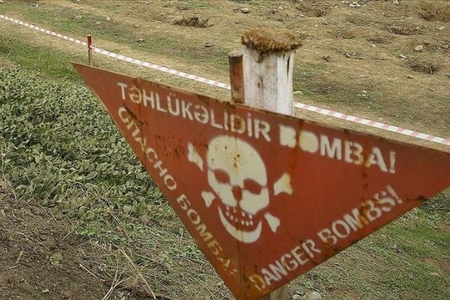 3 Azerbaijani troops wounded by mines laid by Armenian forces in Karabakh