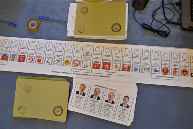 Turkish expatriates in Europe, Middle East begin voting in Türkiye’s May 14 elections