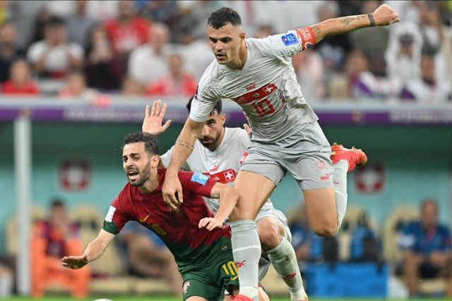 Granit Xhaka joins Bayer Leverkusen