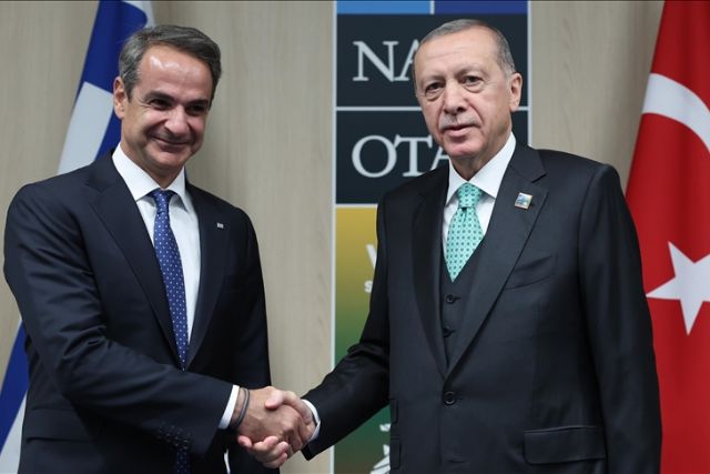 Turkish President Erdogan meets Greek Prime Minister Mitsotakis at NATO summit