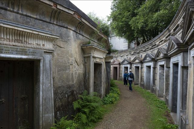 Highgate Cemetery: One of UK's most famous burial places