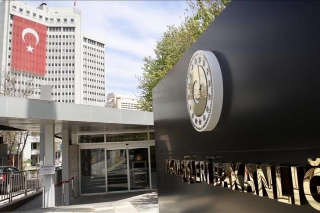 Türkiye summons Danish envoy over continued Quran desecration