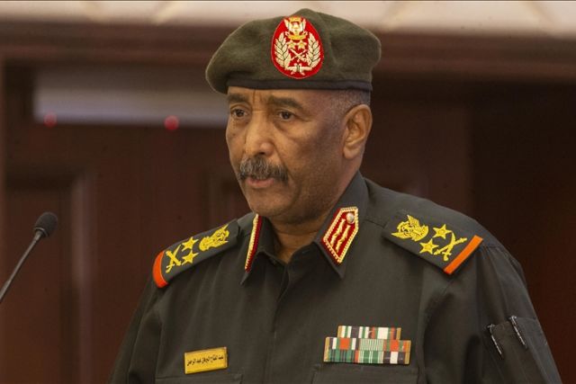 Sudan army chief visits Egypt on 1st trip since conflict