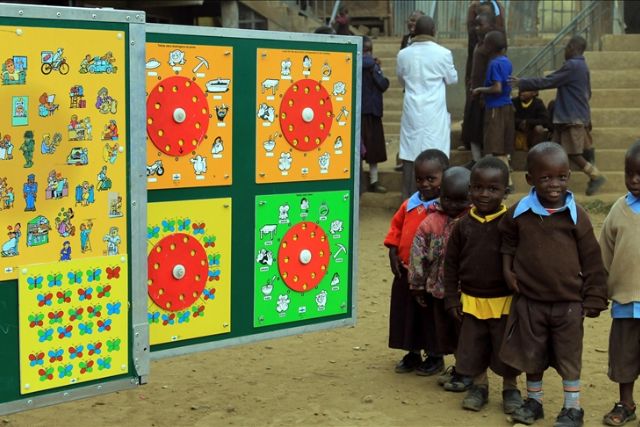 TikTok teacher aims to transform education in Kenya