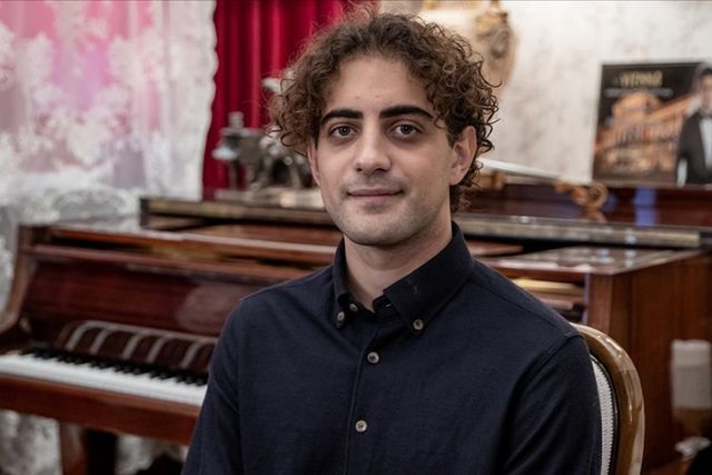 Young violinist proud to represent Türkiye, Azerbaijan globally