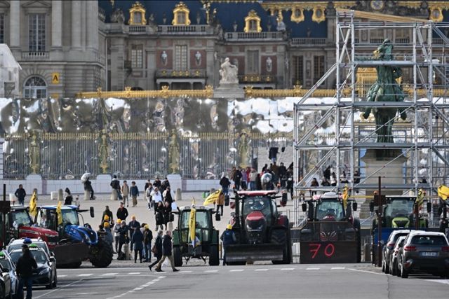 French farmers stage tractor protest at Versailles because of agricultural policies