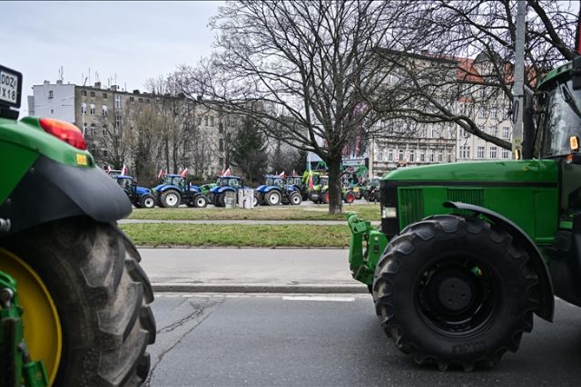 Several people break into Polish parliament during farmers’ protest: Report