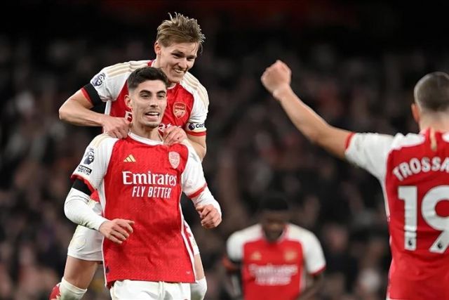 Arsenal hammer Chelsea 5-0 in Premier League London derby