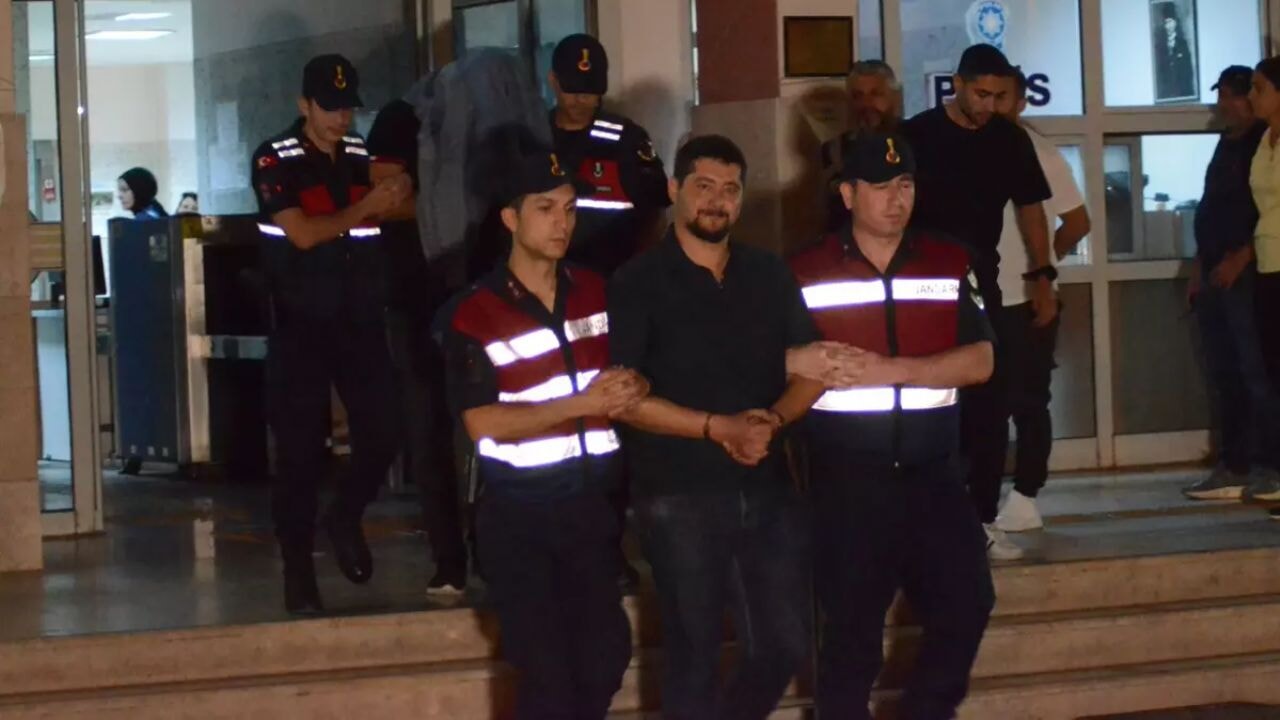 Aydın'da Jandarma rüşvet operasyonunda 6 kişiyi gözaltına aldı