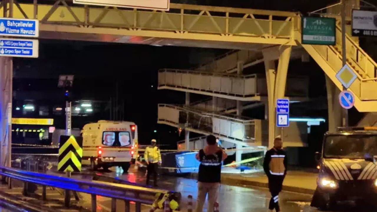 Bakırköy de feci kaza: Kazaya müdahale eden polis şehit oldu