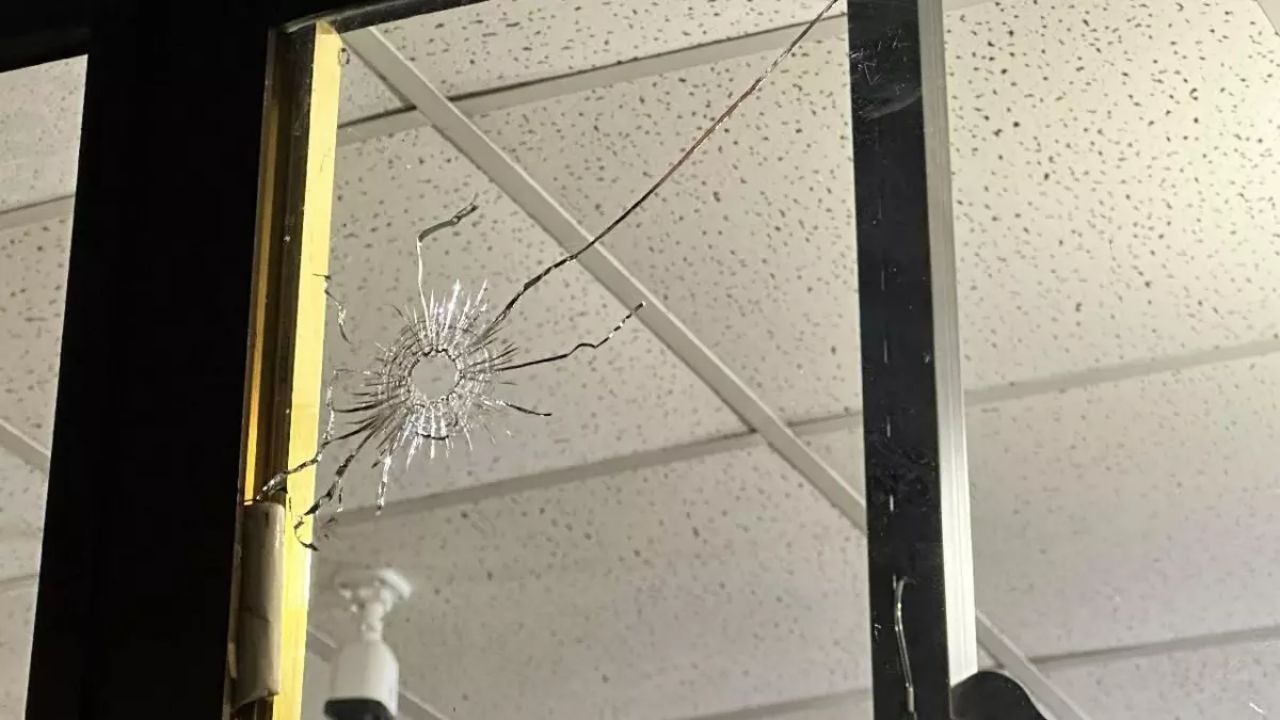 İstanbul'da iş yerlerine silahlı saldırı